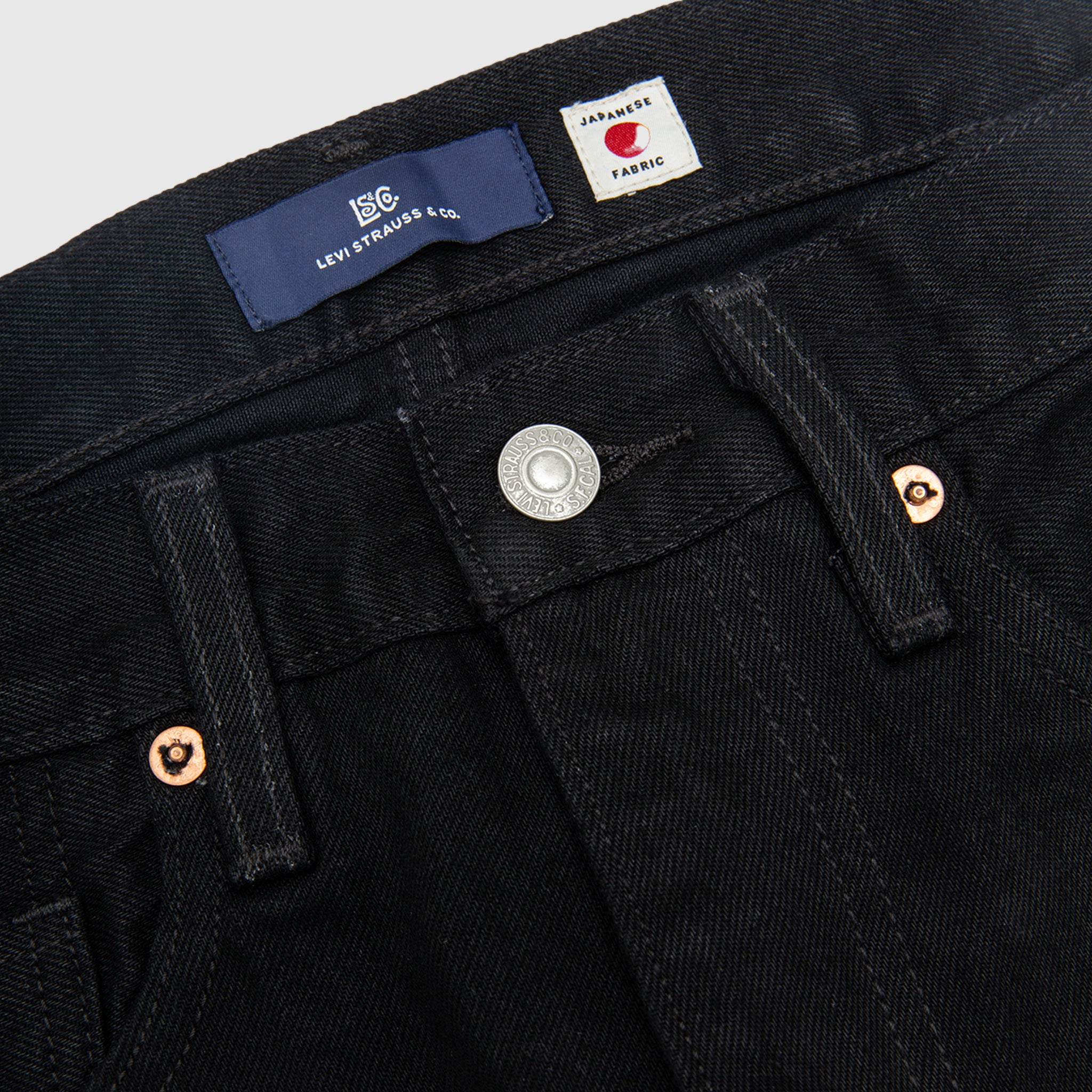 BLUE TAB ANCHOR RELAXED JEANS