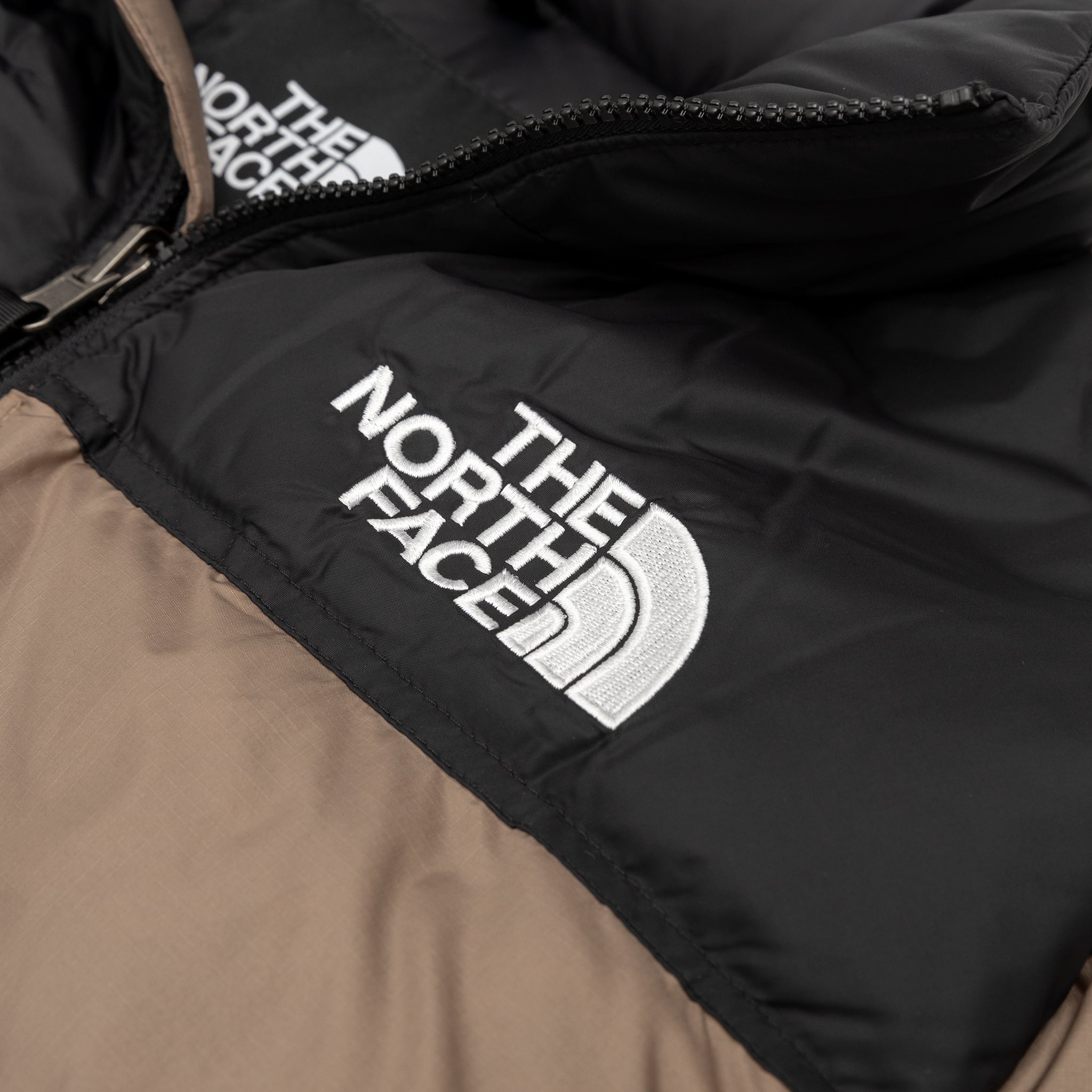 1996 RETRO NUPTSE JACKET