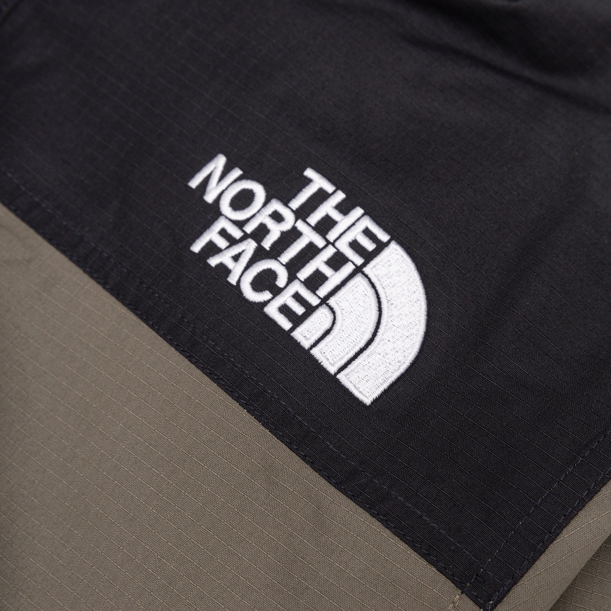 MOUNTAIN DOWN JACKET