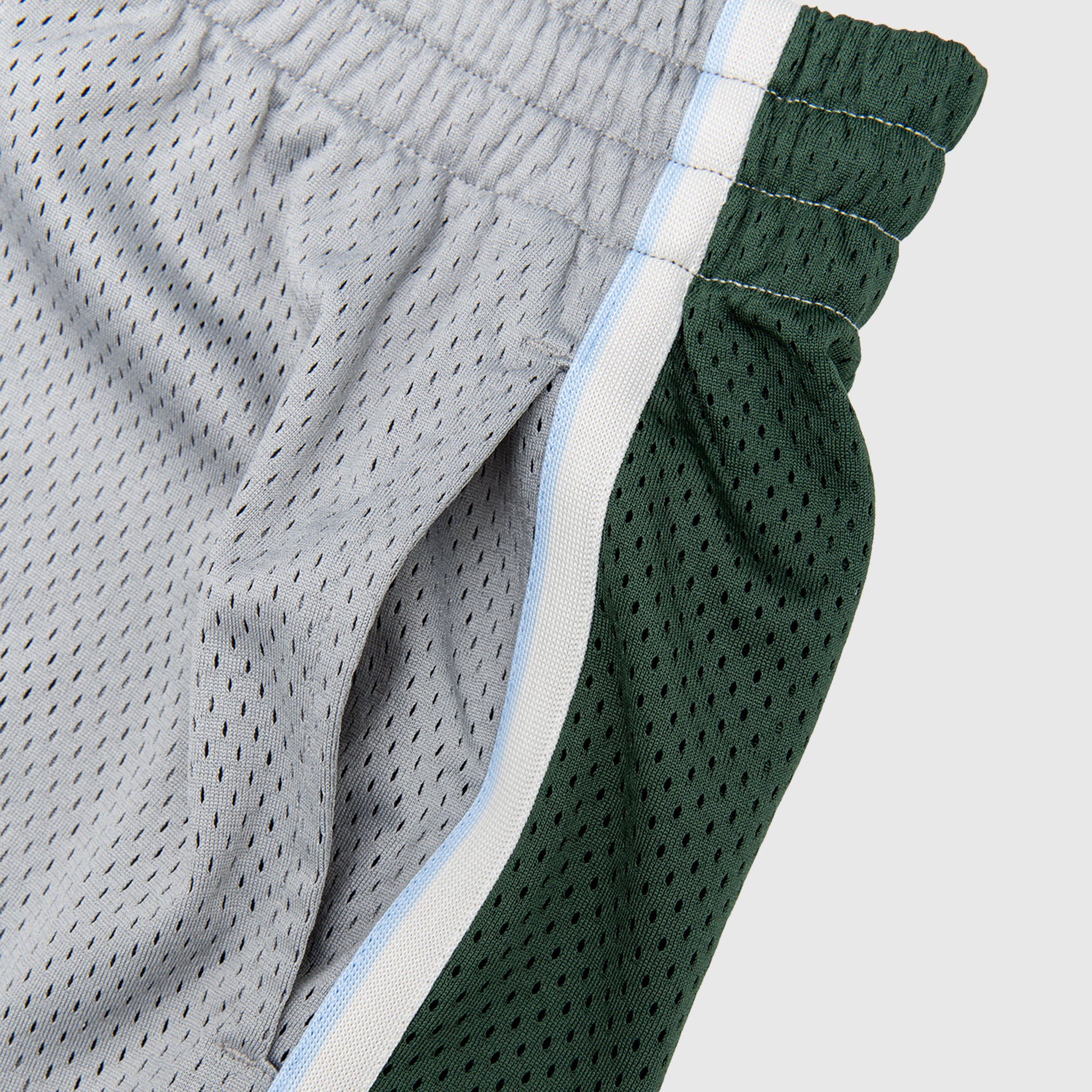 BASKETBALL SHORTS