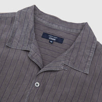 MEN'S PINSTRIPED S/S SHIRT