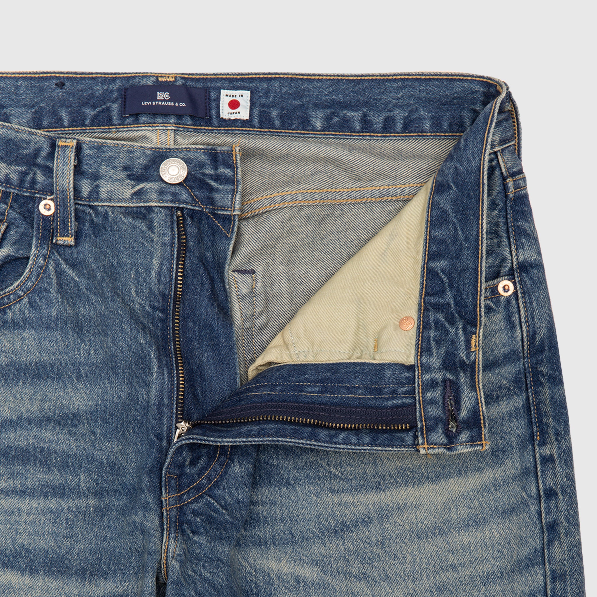 BLUE TAB ANCHOR RELAXED JEANS