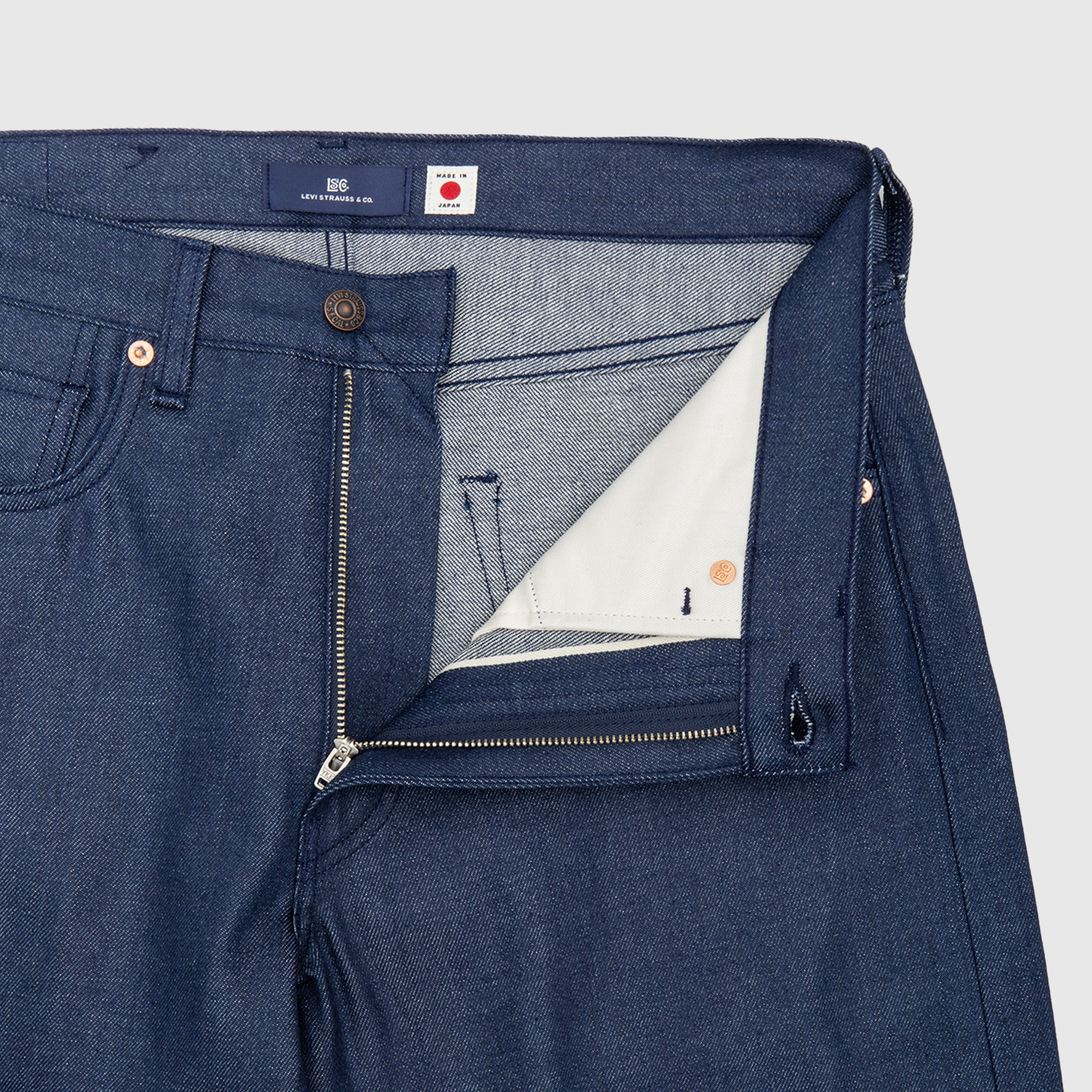 BLUE TAB ANCHOR RELAXED JEANS
