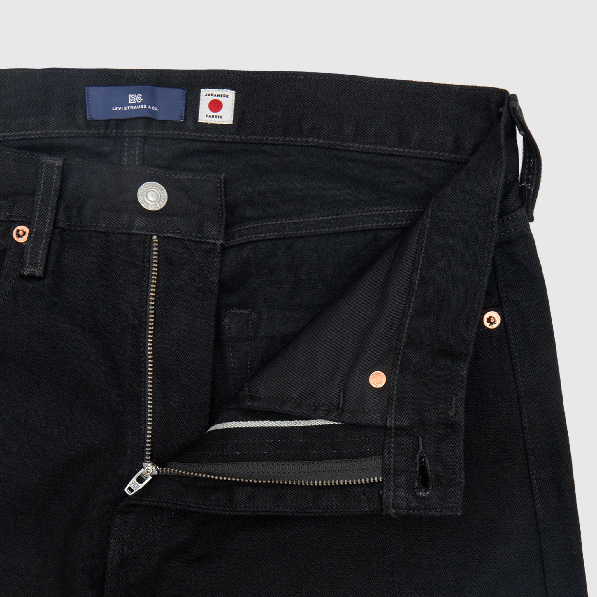 BLUE TAB ANCHOR RELAXED JEANS