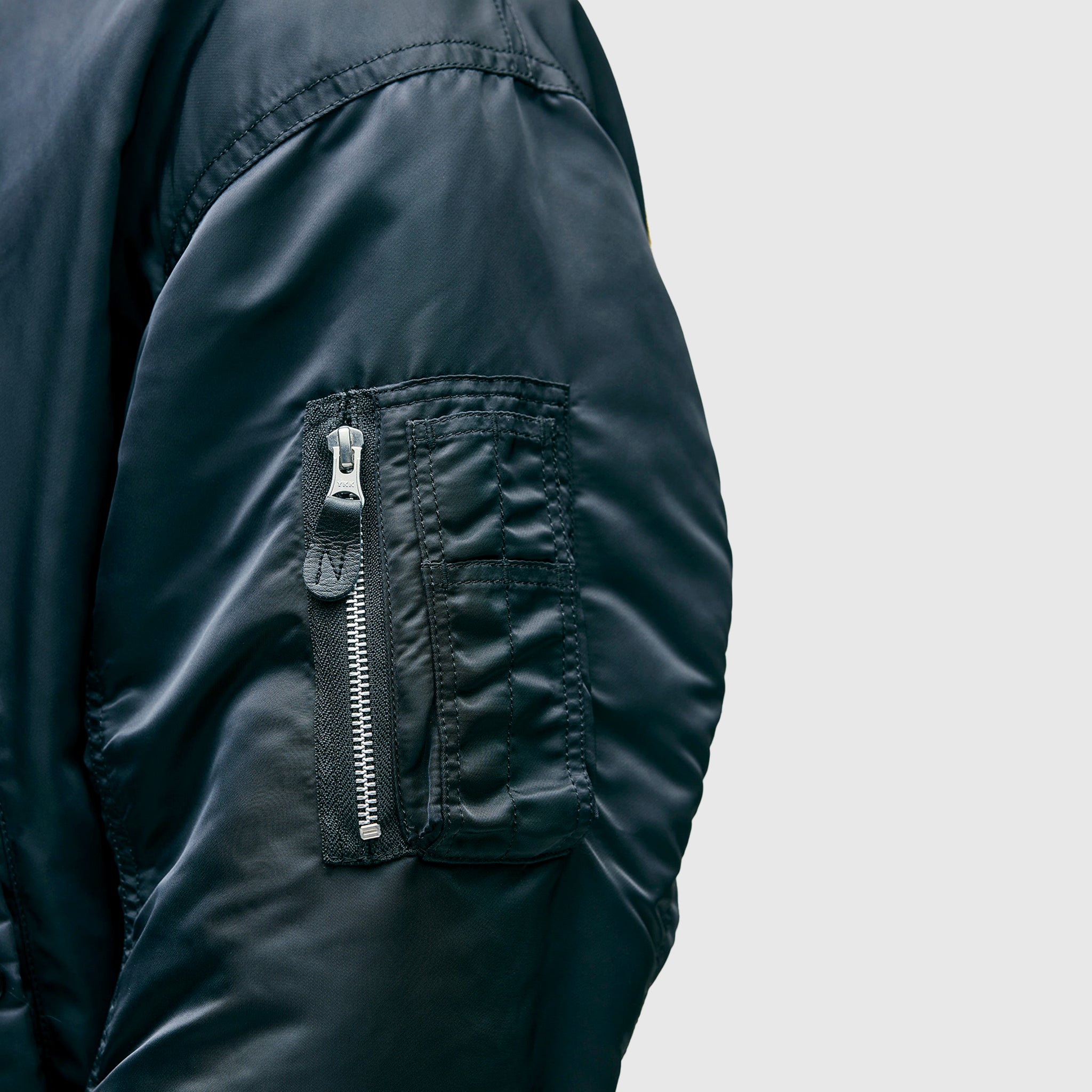 MA-1 FLIGHT JACKET MOD