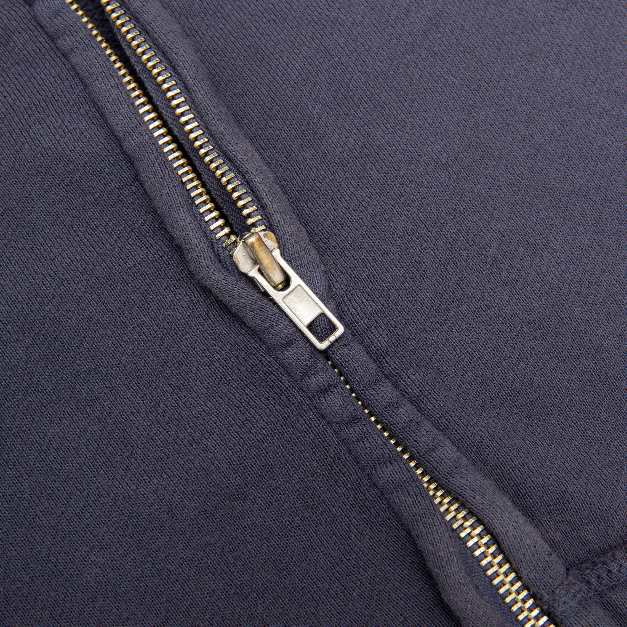 RAGLAN ZIP HOODIE
