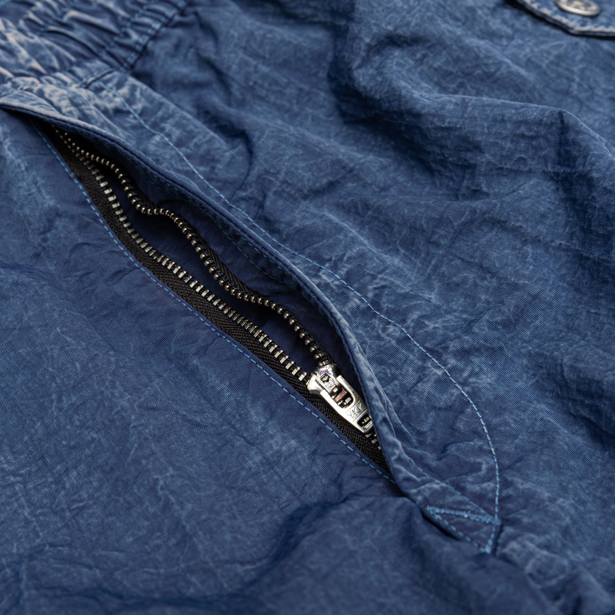 HALLOW FIBRE NYLON INDIGO-TC CARGO PANTS