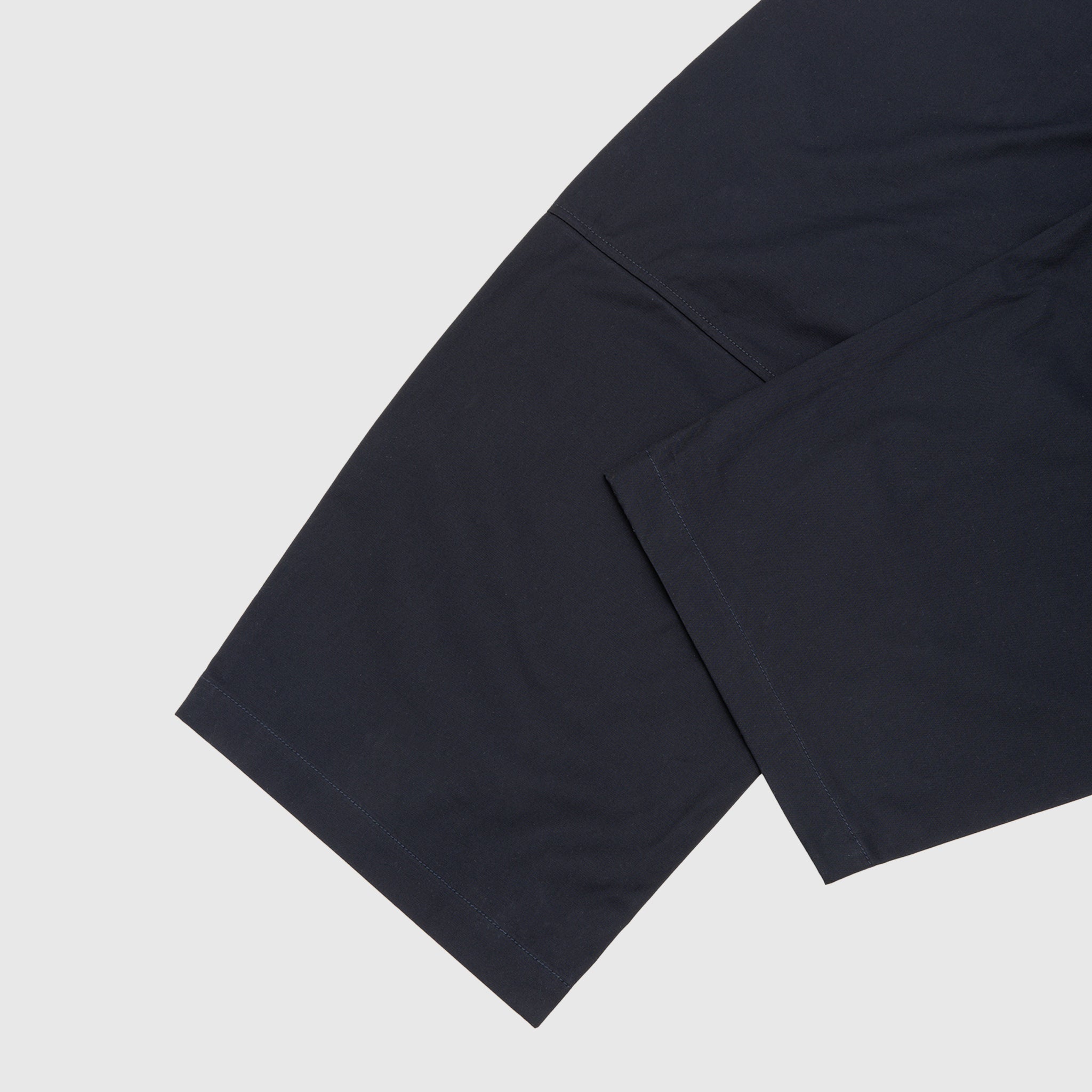 MEN'S PLEATED BARREL LEG TROUSERS