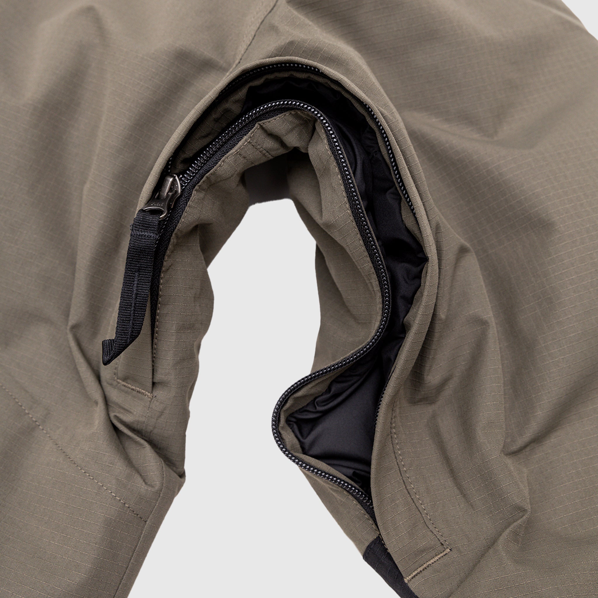 MOUNTAIN DOWN JACKET