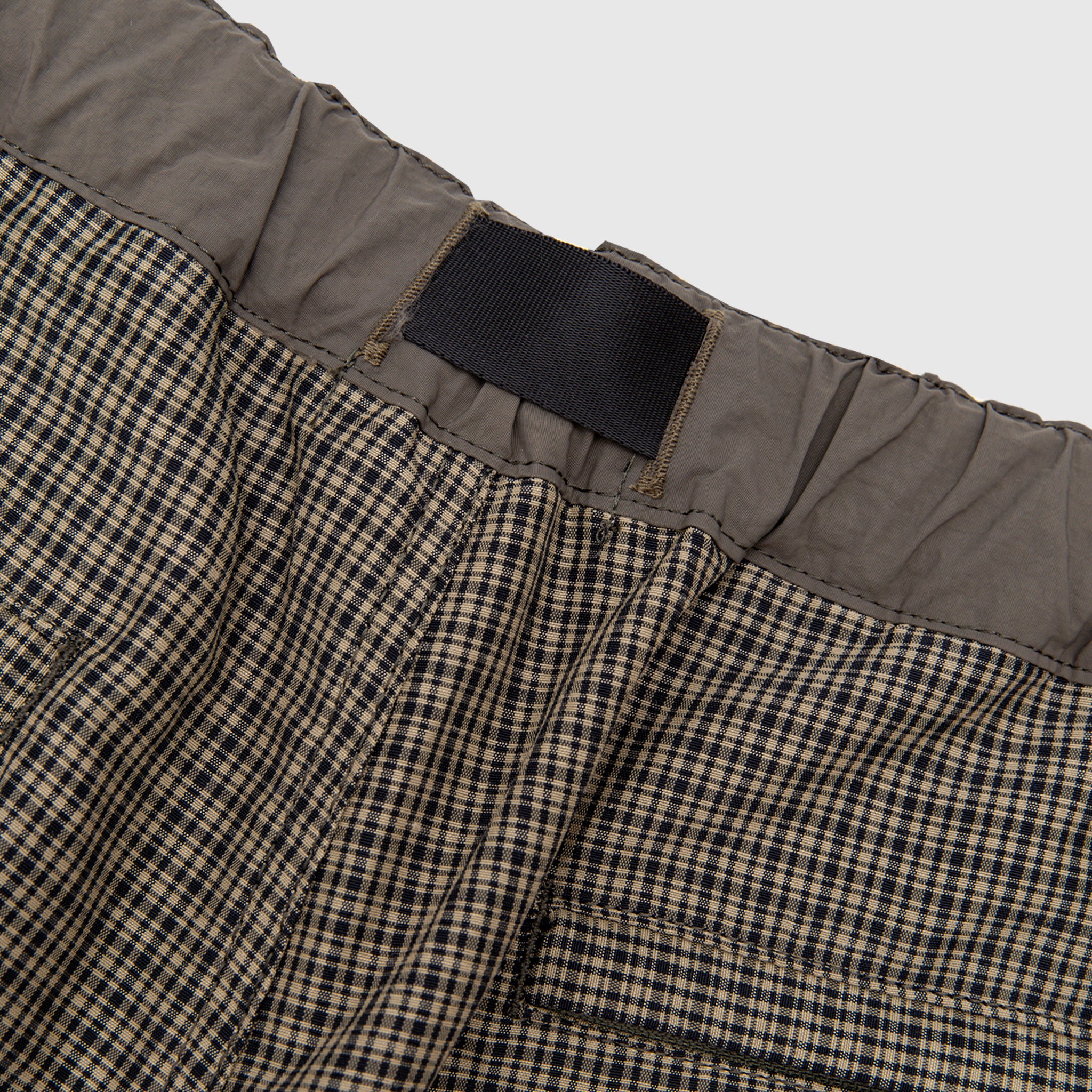 MEN'S CHECK SHORT