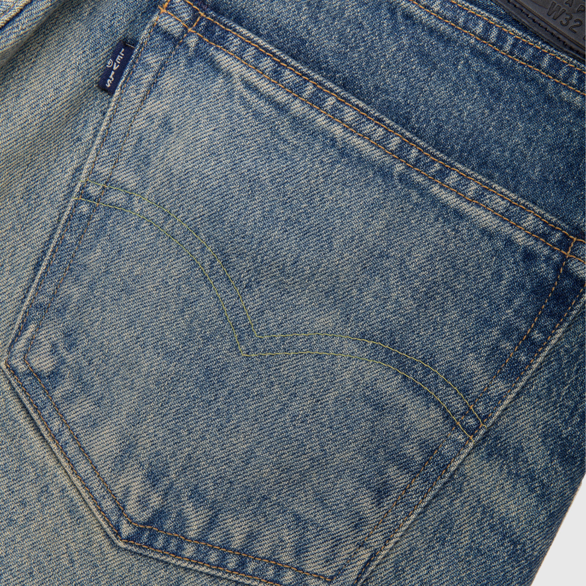 BLUE TAB ANCHOR RELAXED JEANS
