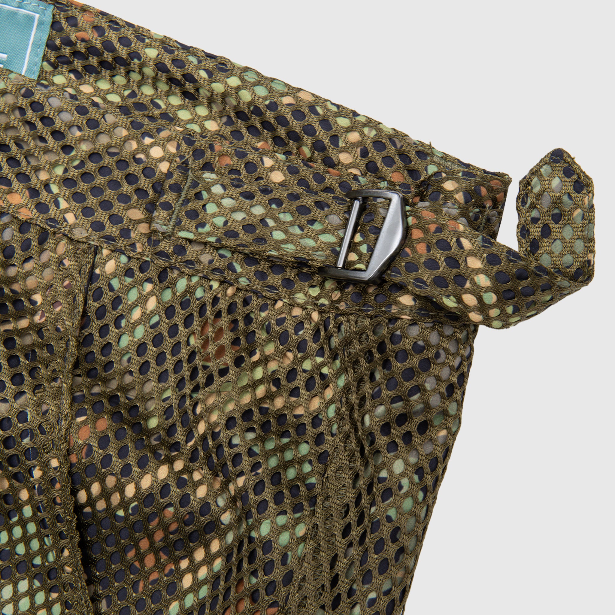 DOUBLE LAYER WIDE CARGO SHORTS