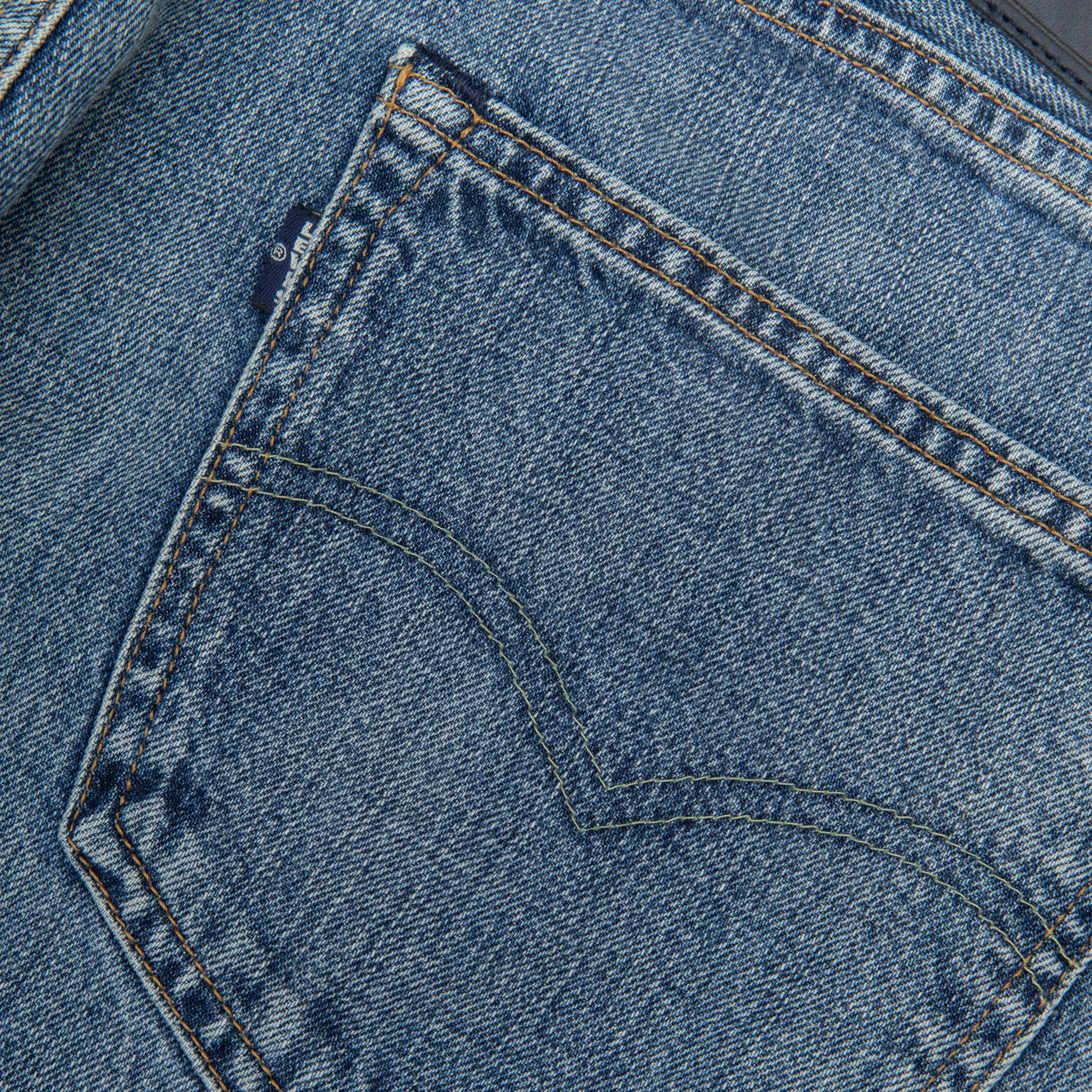 BLUE TAB ANCHOR RELAXED JEANS