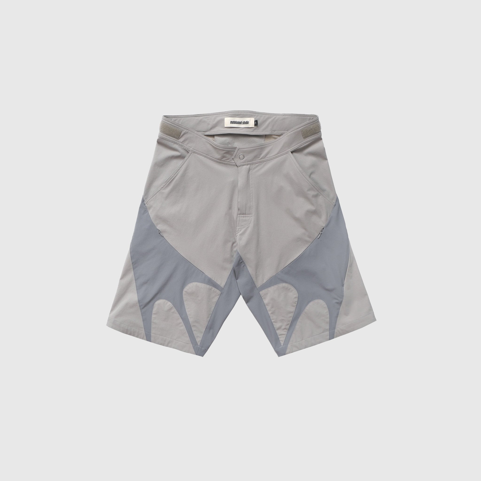 MACHINE SHORT