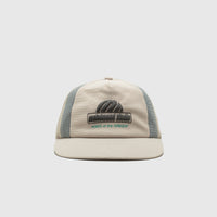 KING OF THE GREENS TRUCKER HAT