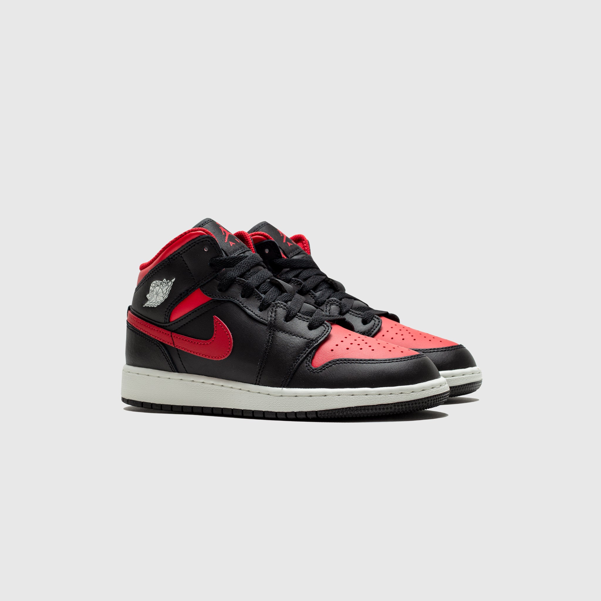 AIR JORDAN 1 MID (GS) "BRED 2.0"