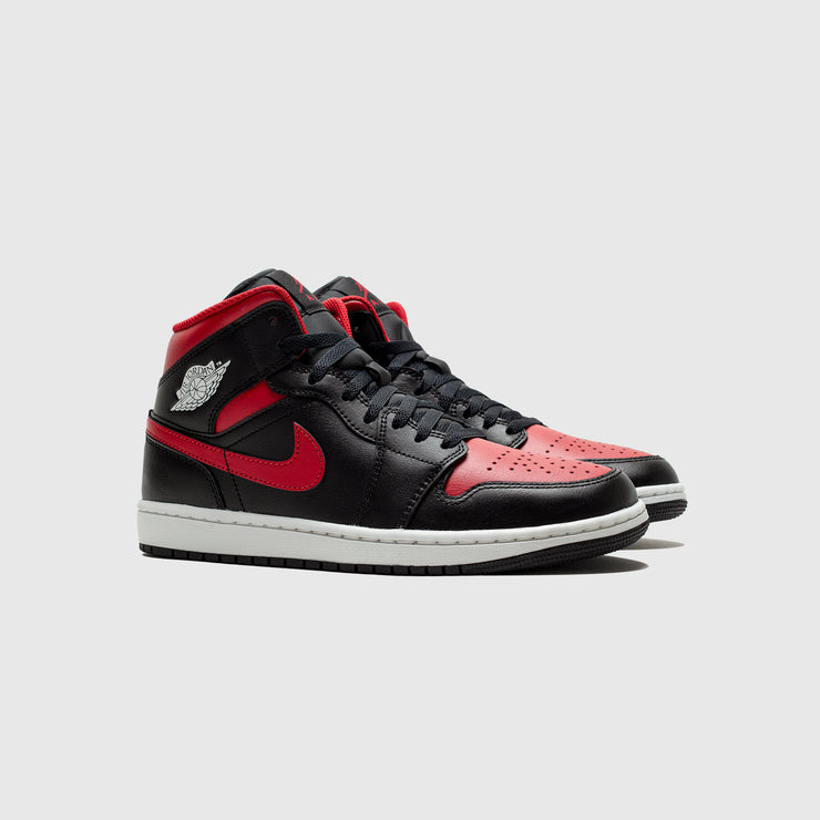 AIR JORDAN 1 MID "BRED 2.0"