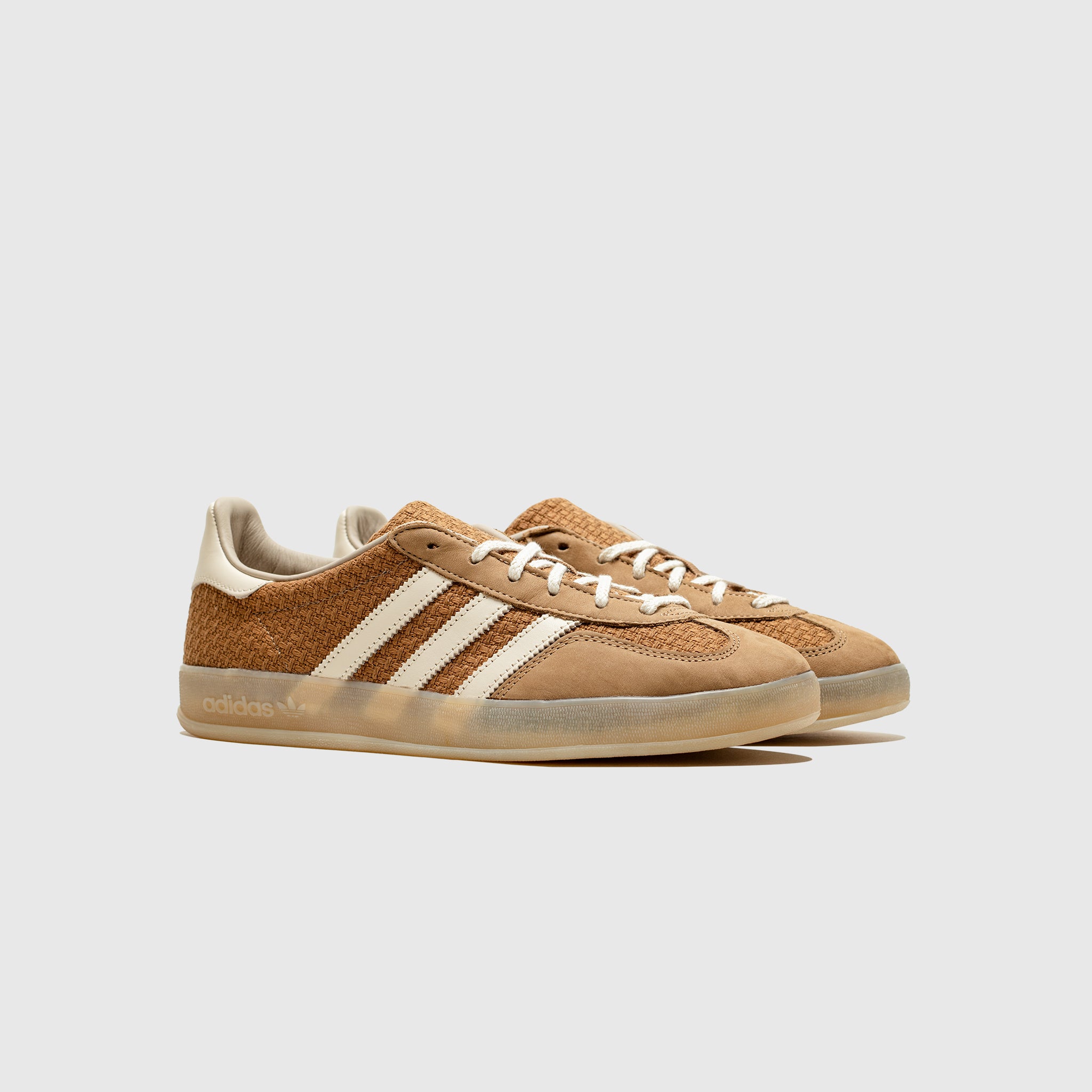 GAZELLE INDOOR