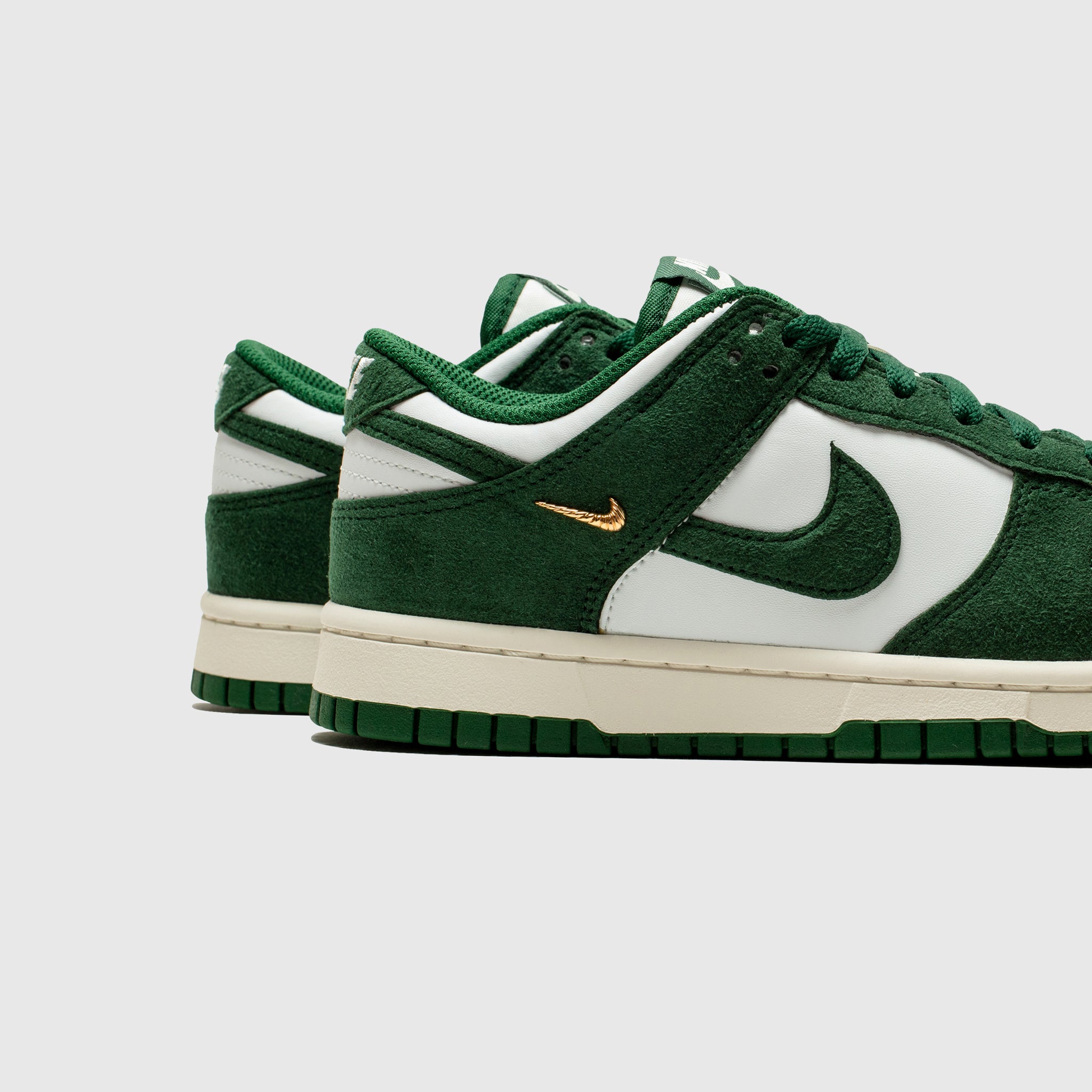 WMNS DUNK LOW "GORGE GREEN"