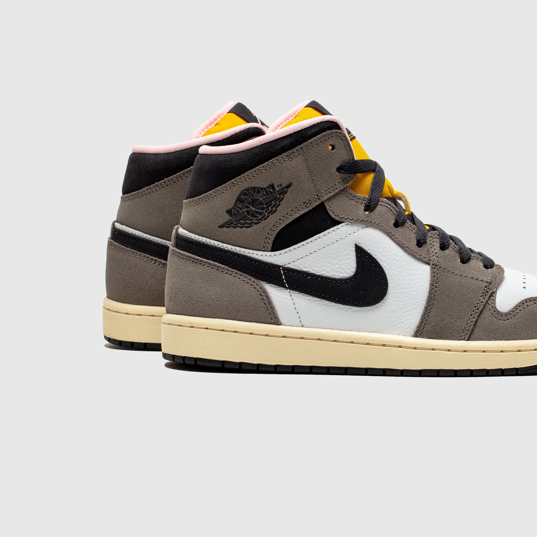 AIR JORDAN 1 MID SE "CAVE STONE"