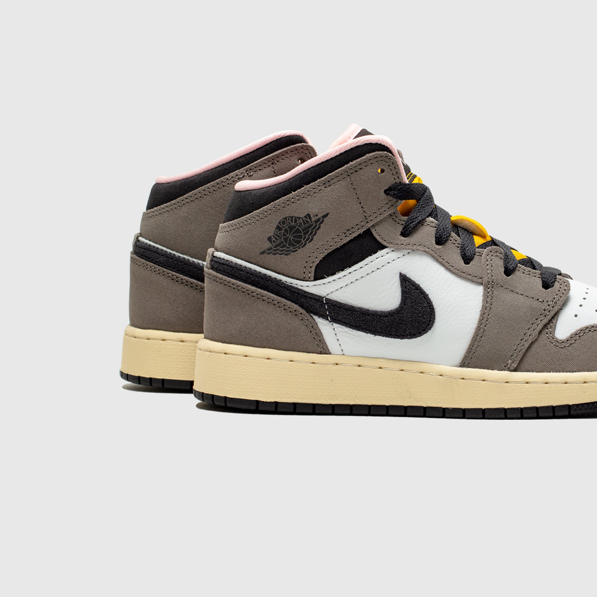 AIR JORDAN 1 MID SE (GS) "CAVE STONE"