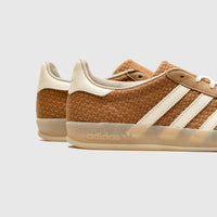GAZELLE INDOOR