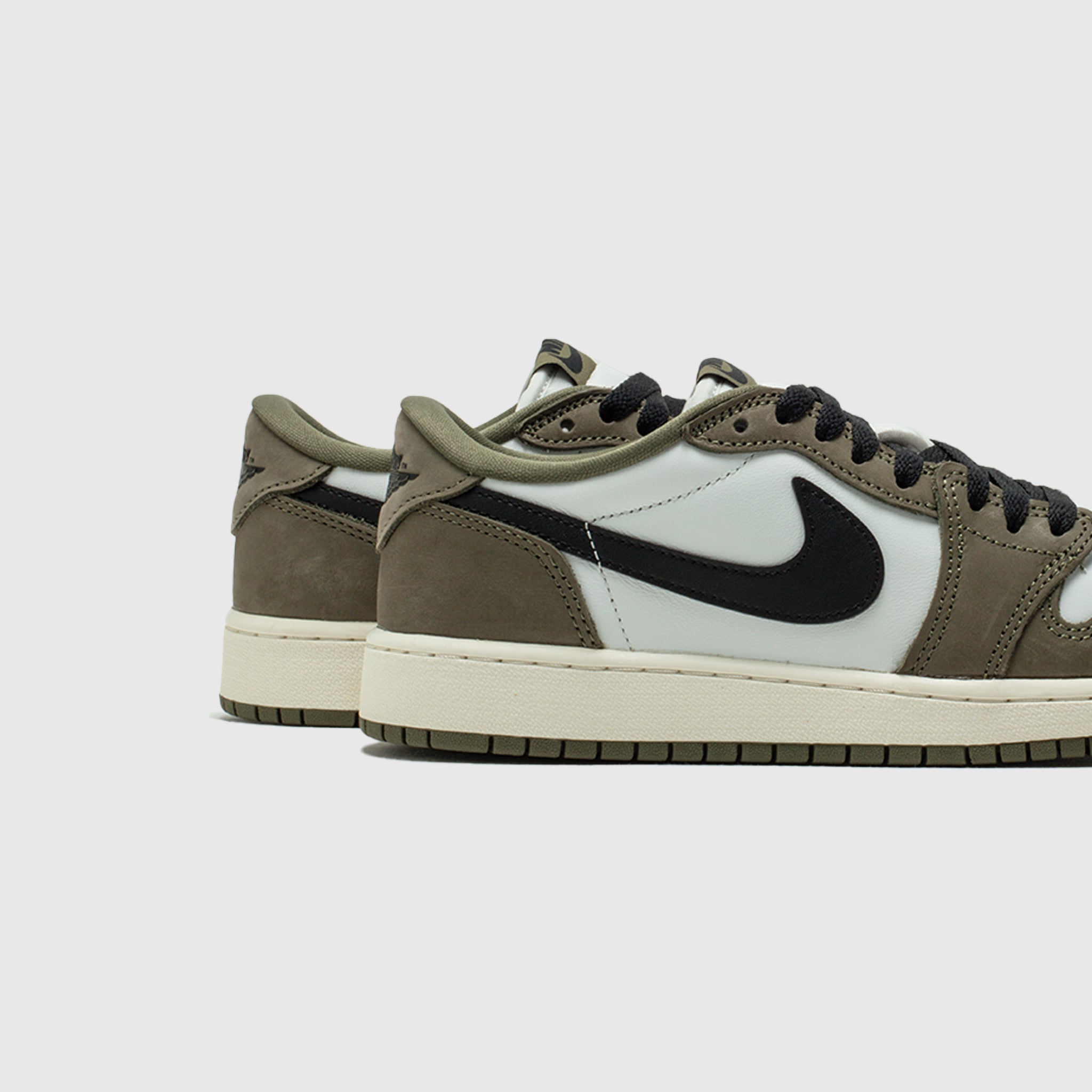 AIR JORDAN 1 LOW RETRO OG (GS) "MEDIUM OLIVE"