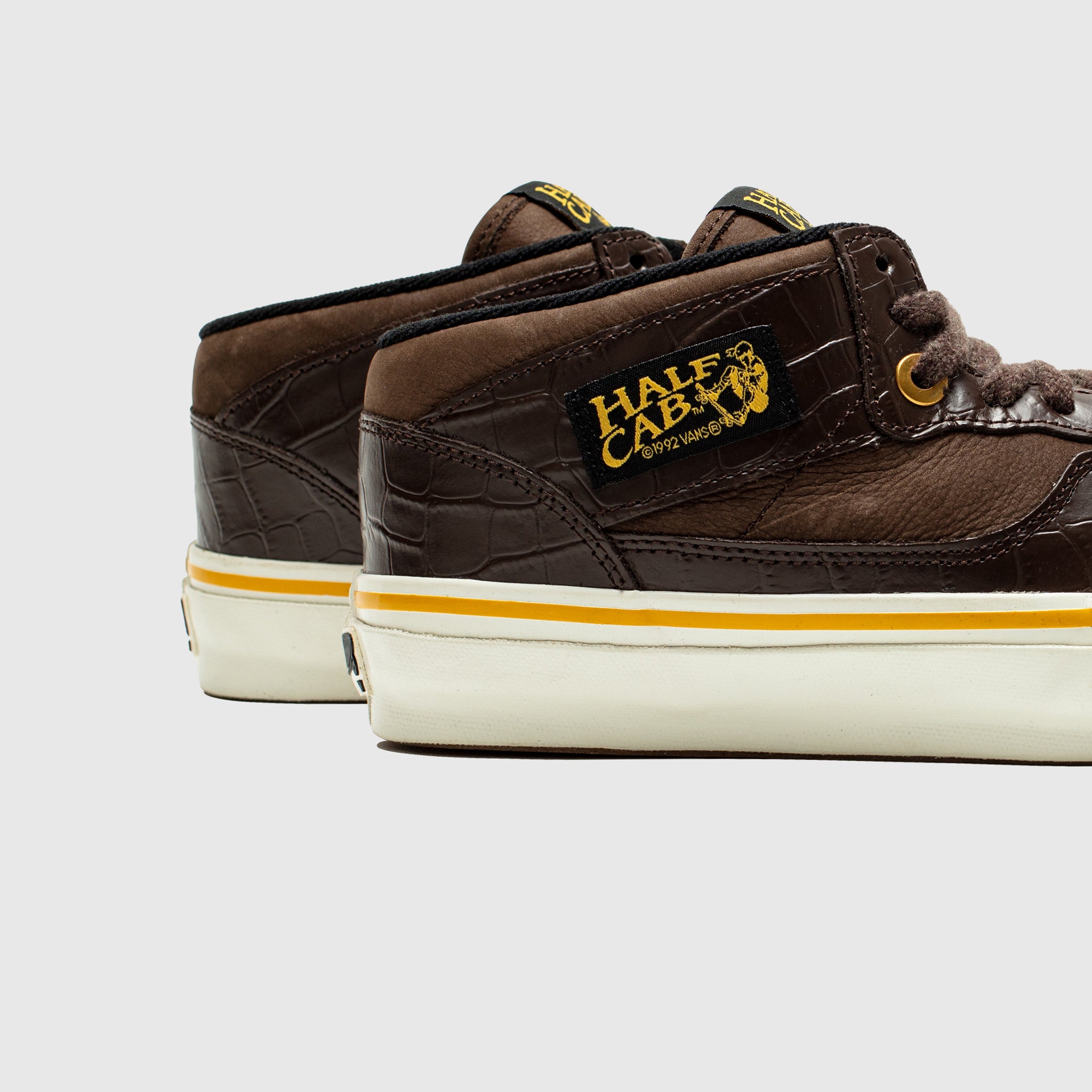 OTW HALF CAB 33 VIBRAM "CROC PATENT"