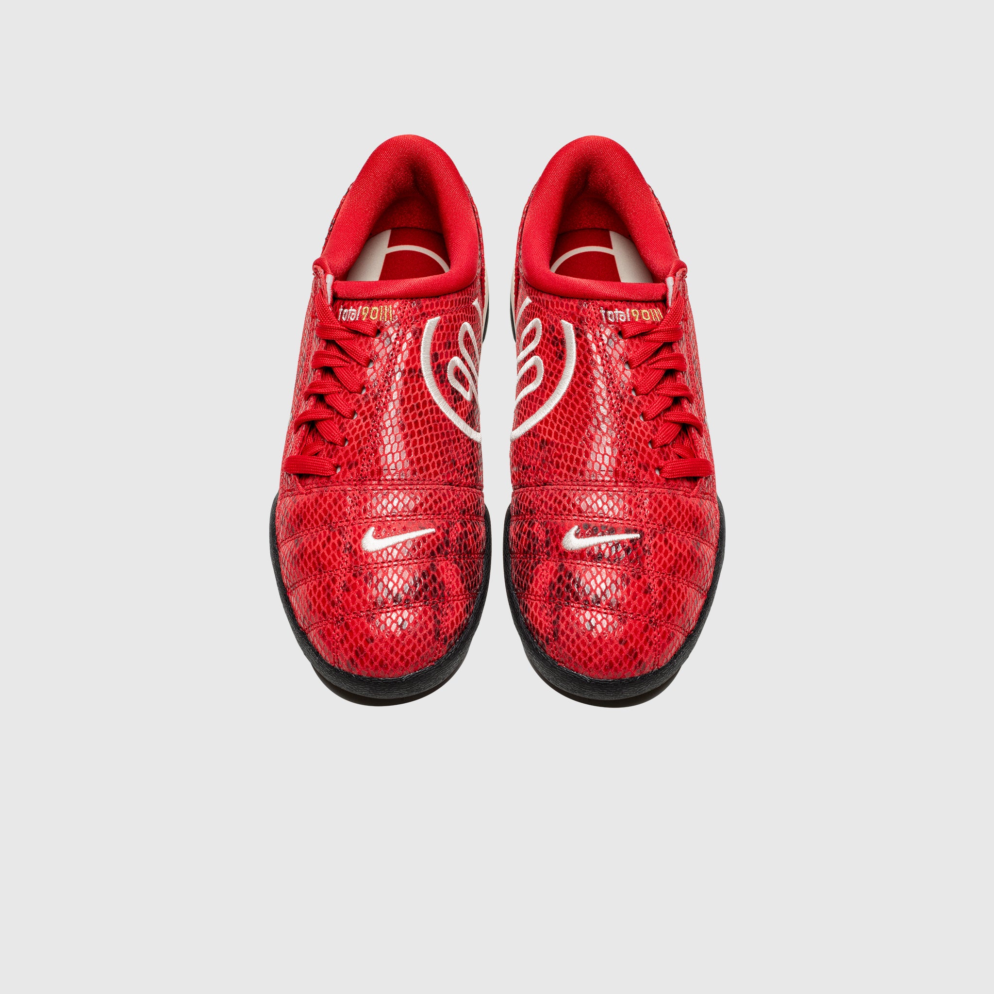 WMNS TOTAL 90 SE "FIRE RED SNAKESKIN"