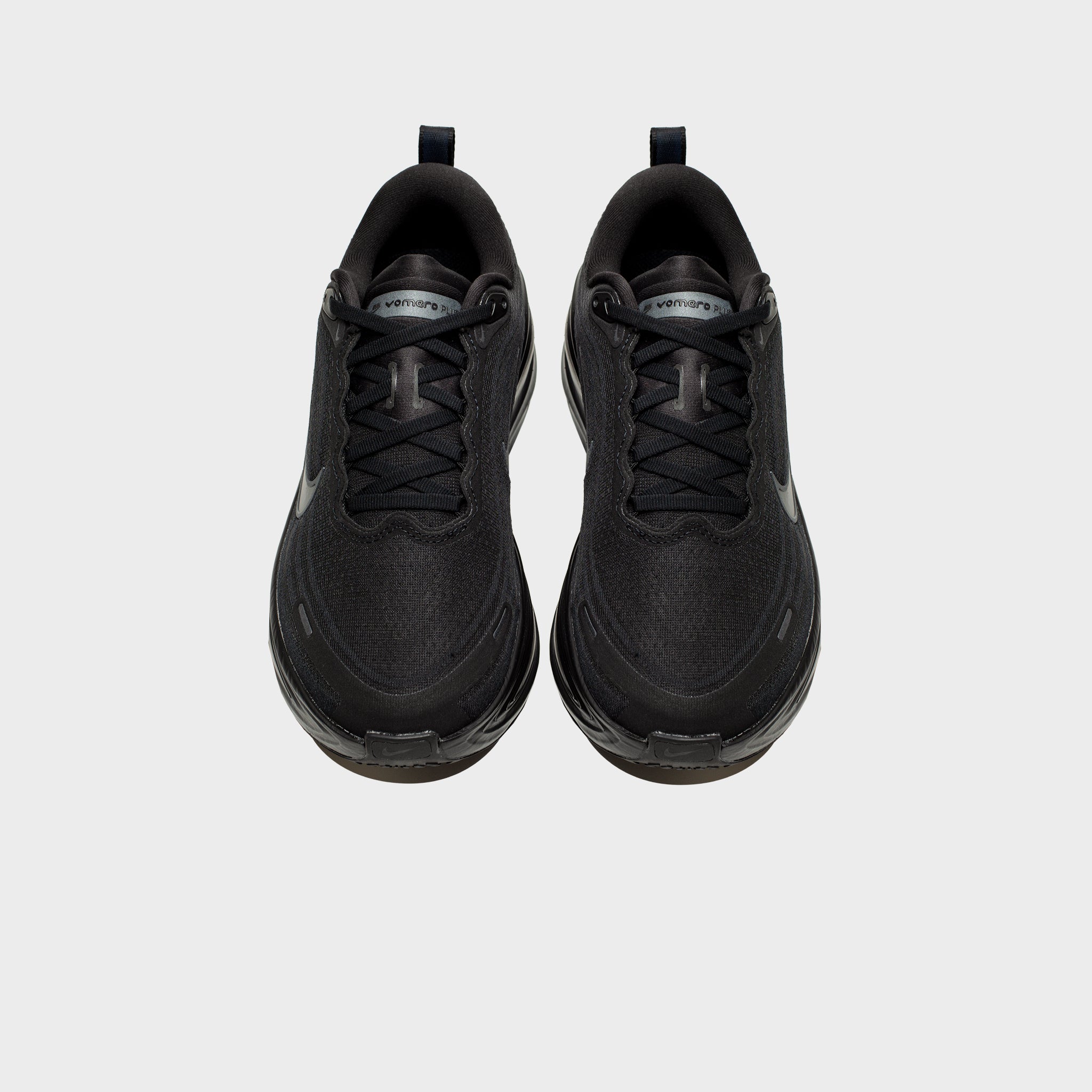VOMERO PLUS "BLACK"