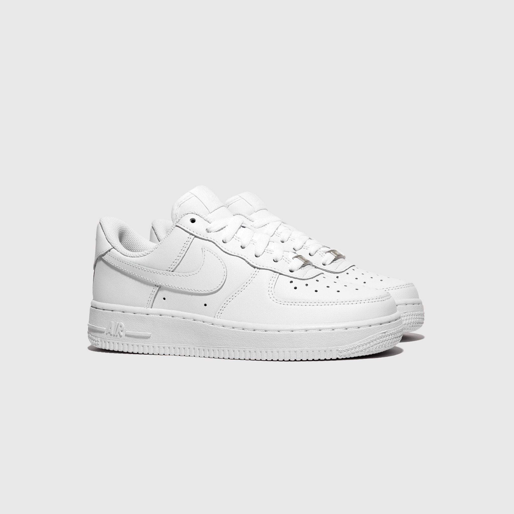 AIR FORCE 1 '07 "TRIPLE WHITE"
